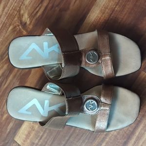 Anne Klein Wedges 7.5